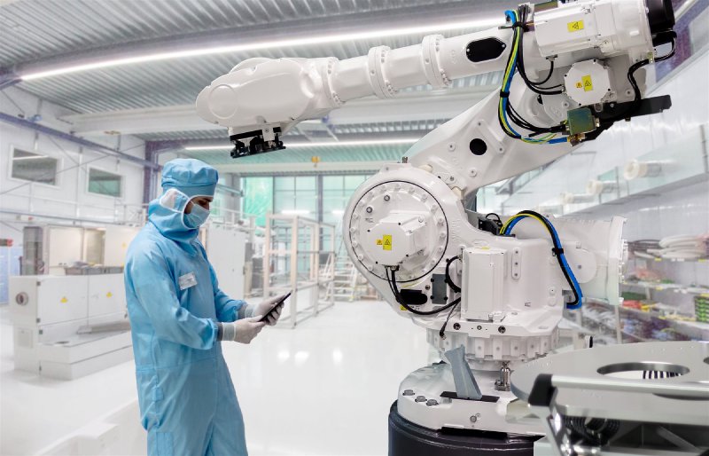 Cleanroom Jobs Are Everywhere Chips Are Made. A Second Language Gets You Through the Door.