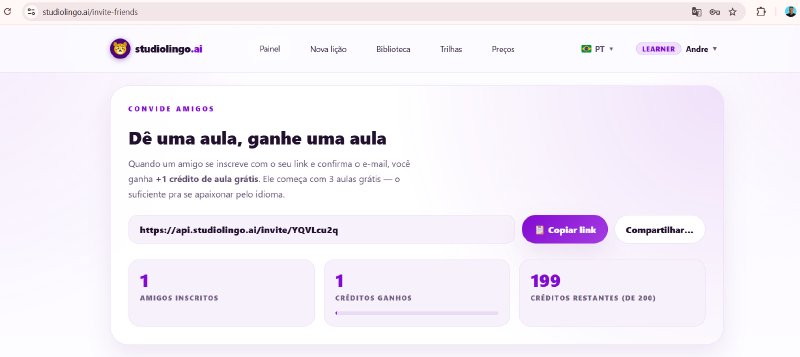 A página Convidar amigos — &ldquo;Dá uma lição, ganha uma lição&rdquo; — com um link de convite pra compartilhar e uma contagem de amigos que entraram e créditos ganhos.